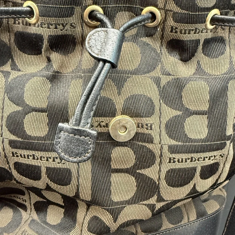 Vintage Burberrys Bucket Bag Drawstring Big B Logo Canvas Black COA Excellent - Picture 10 of 16